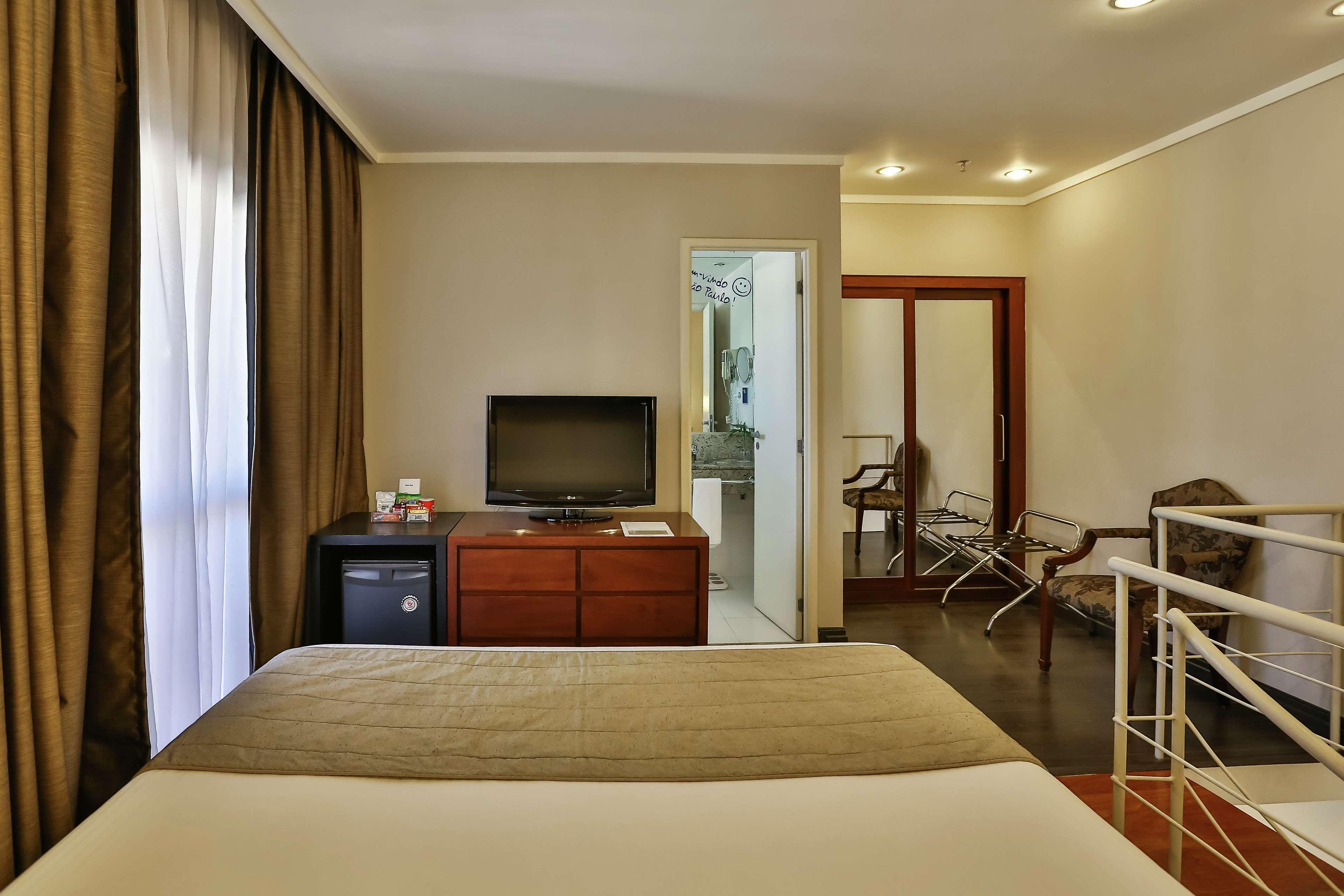 Double Tree By Hilton Sao Paulo Itaim Hotel Kültér fotó A typical room at the hotel